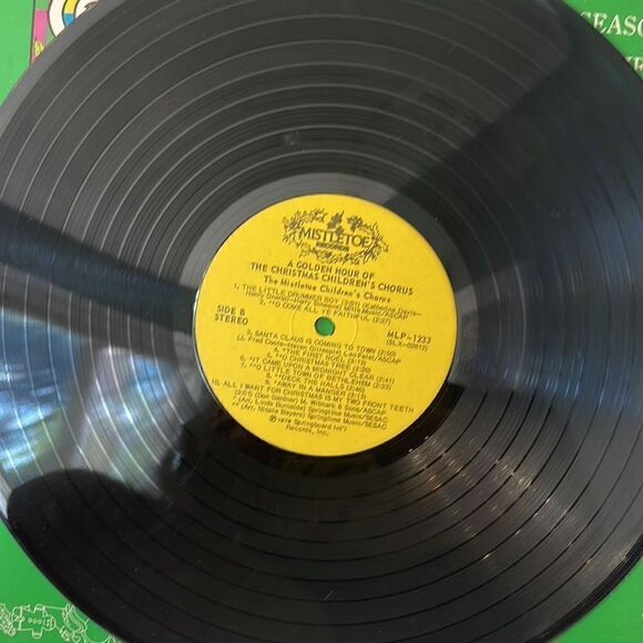 Christmas Children's Chorus – A Golden Hour Of The Christmas Children's Chorus - Picture 5 of 6